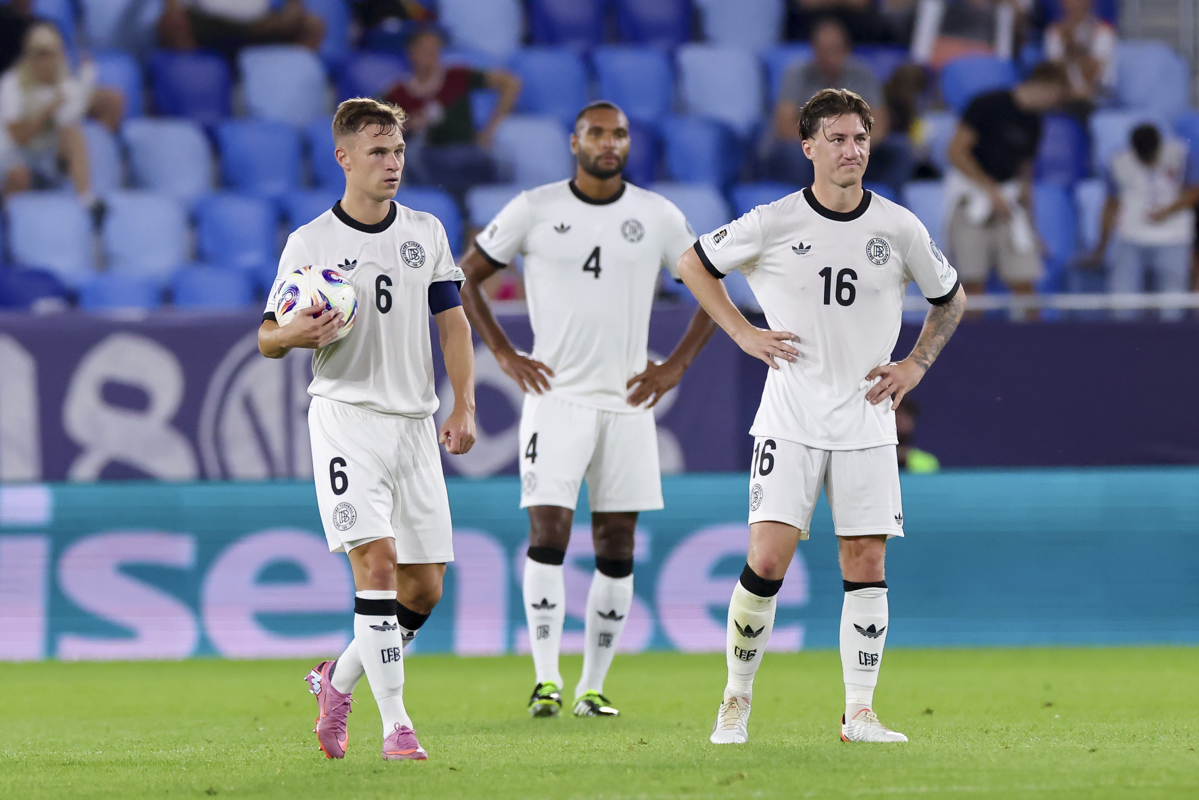 波尔图防线,失误引罗马,进球疑点,体彩大发彩票网,体育彩票,大发彩票网,足球彩票,篮球彩票,官方网站