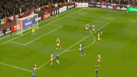 “澳网男双首战：奇臻异宝搭档挺进32强！央视新闻客户端独家报道”